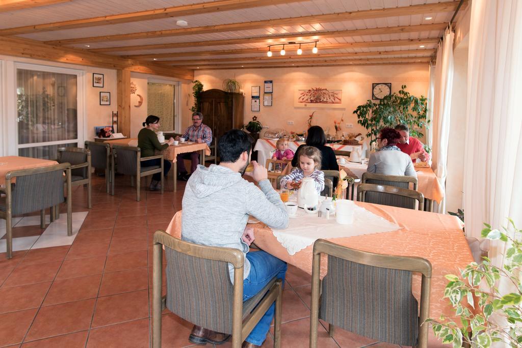 Gaestehaus Hauser ルスト エクステリア 写真